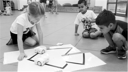 将孩子们引入科技殿堂