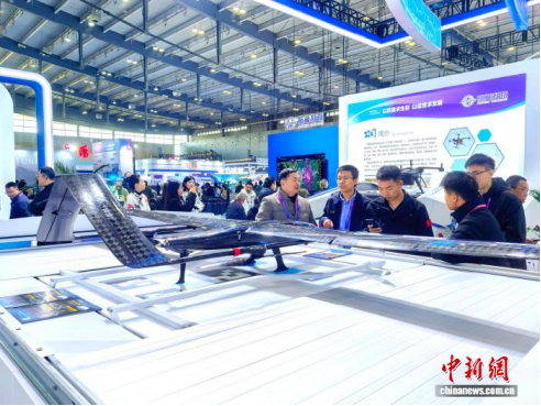 业界专家长沙共商低空经济“高飞”